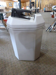 lot 70 image: Empak Can Recycler Can Crusher