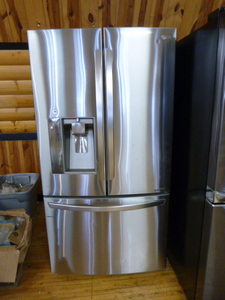 lot 1 image: LG French Door RefrigeratorFreezer