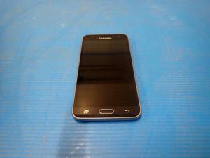 Samsung&nbspSM-J320FN Cell Phone  8GB of storage  Carrier is Vodafone  no charger