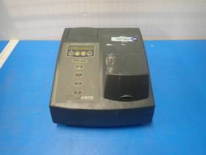 Spectronic Instruments&nbsp20 Genesys  includes power cable