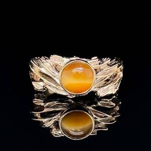 One-of-a-Kind Treasure Mid-Century Tigers Eye Vintage Estate Ring in 14k Yellow Gold
