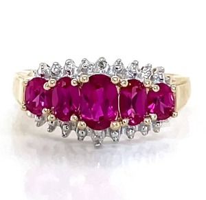 Classic Color Natural Oval Ruby &amp Diamond Accent Tiered Anniversary Style Estate Cluster Ring in Yellow Gold $2,250 Retail