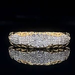 Estate Sparkle Beautiful 0.20ctw Diamond Pave Band Hammered Ring in Two-Tone Gold $1,225 Retail VIDEO
