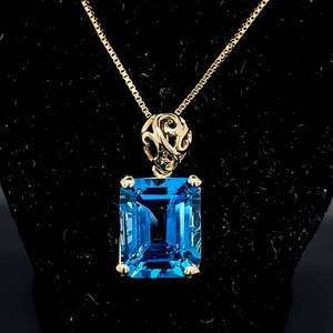 Vintage Vibrancy Estate Emerald Cut Blue Topaz Filigree Bail Pendant Necklace in White Gold $850 Retail VIDEO