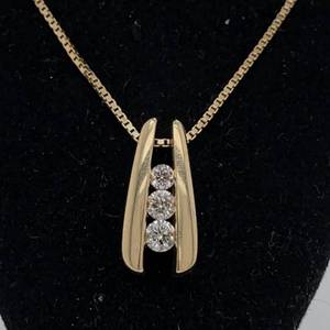 Gorgeous Estate 0.25ctw Diamond 2-Stone Channel Bar Pendant Necklace in 10k14k Yellow Gold $1,400 Retail VIDEO