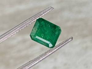 1.71 Carat Natural Emerald Gemstone VIDEO