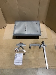 RIDGID 6.5 Amp Corded 7 in. Table Top Wet Tile Saw. See Pictures