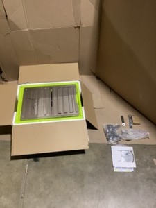 RYOBI 7 in. 4.8 Amp Tabletop Tile Saw. See Pictures
