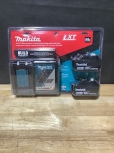 Makita 18-Volt LXT Lithium-Ion 4.0 Ah Battery and Rapid Optimum Charger Starter Pack. See Pictures