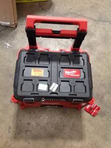 lot 25 image: Milwaukee PACKOUT 22 in. Rolling Tool Box open box
