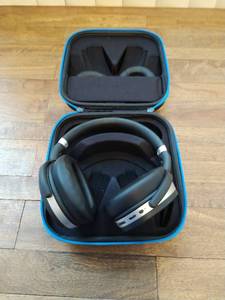 Senheiser Headphones