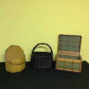lot 131 image: Baskets