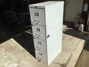 lot 215 image: File Cabinet
