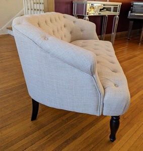 Elegant Tufted Loveseat