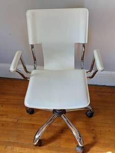 Modern Adjustable Office Chair