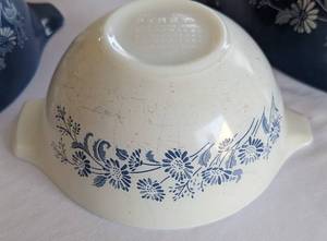 Pyrex Colonial Mist Blue Mixing Bowl Set