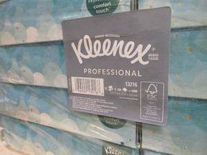 lot 107 image: Kleenex Comfort Touch