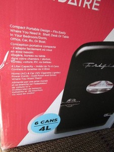 lot 35 image: Compact Can Fridge
