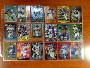 18 Cris Carter Cards - 3 #d