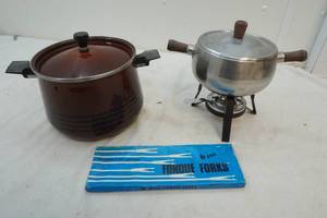 fondue set, pot