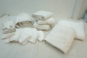 bathroom linens