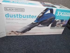 lot 33 image: BLACKDECKER dustbuster Hand Vacuum...