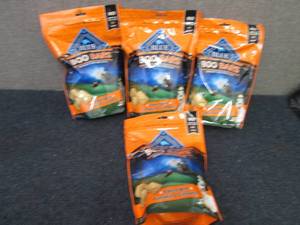 lot 39 image: 4- 11 oz bags Blue Buffalo Boo Bars...