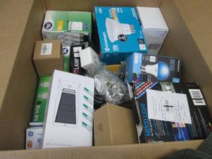 lot 61 image: Box of Assorted Bulbs & Lighting Pr...