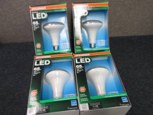 lot 66 image: 4 Sylvania Ultra LED 65W Replacemen...