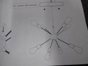 lot 78 image: 8 Light Chandelier...