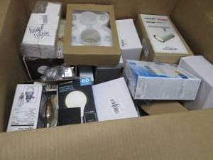 lot 81 image: Box of Assorted Bulbs & Lighting Pr...