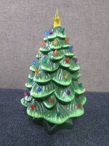 lot 99 image: Ceramic Christmas Tree...