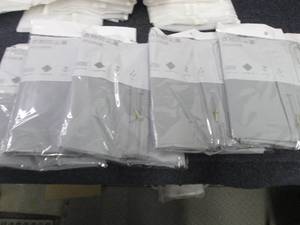 lot 114 image: 5 Peva Clothes Bags...