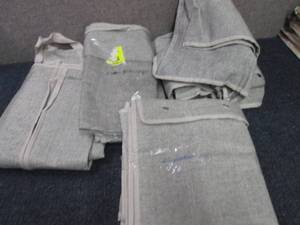 lot 123 image: 4 Matching Storage Items Garment B...