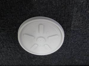 lot 169 image: Case of 1000 Dart Vented Lids Retai...