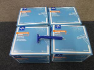 lot 215 image: 4- 50 pks Medline Single Blade Faci...