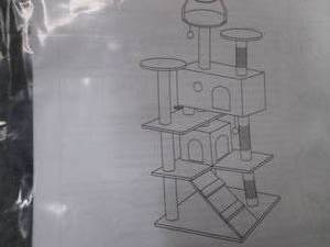 lot 276 image: Yaheetech Cat Tree open box, Assemb...