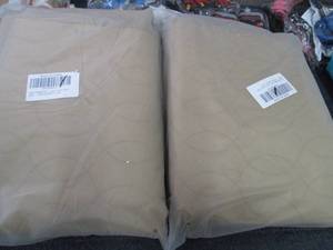 lot 280 image: 2- 2pks Pet Crate Blankets...