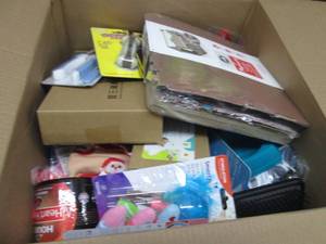 lot 328 image: Box of Assorted Pet Items...