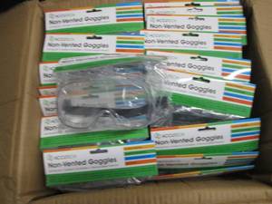 lot 355 image: Case of 120 Accutech AntiFog, Indir...