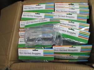lot 358 image: Case of 120 Accutech AntiFog, Indir...