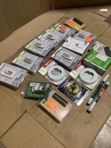 Assorted Hampton Bay & Other Branded Ceiling Fan Remote Kits & Ceiling Fan Accessories. Various Conditions. See Pictures