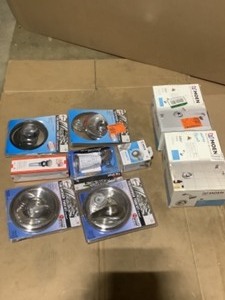 Assorted Moen & Danco TubShower Sets, Trim Kits, Tub Faucet & More. Various Conditions. See Pictures