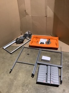 RIDGID 9 Amp Corded 7 in. Wet Tile Saw with Stand. See Pictures