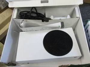 xbox series S 512gb with acc kit ...