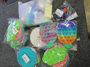 lot of new fidget items ...