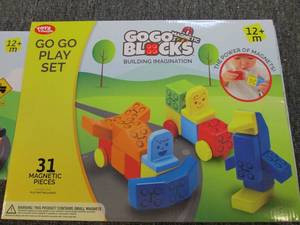 2 gogo magnetic blocks ...