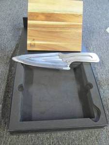 mr.moo 3 pc knife set with wood cut...