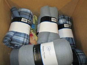 8 fleece throws...