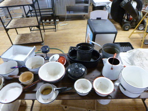 Lot of Enamels Items